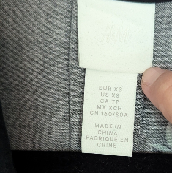 H&M Floral Button Up Dress Size Small - Picture 5 of 5